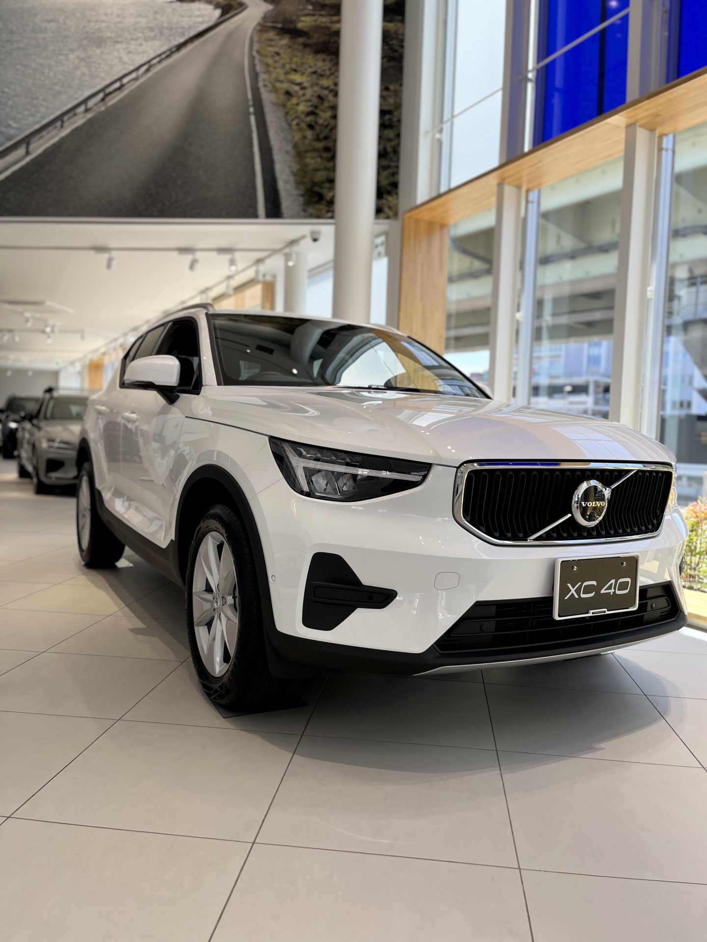 展示車・特別限定〝XC40 ESSENTIAL B3 SELECTION〟のご紹介 | ボルボ